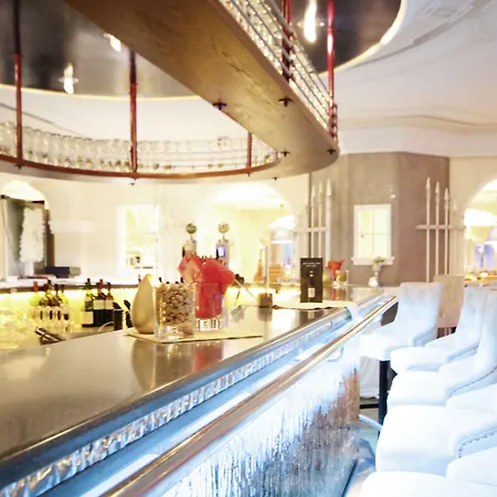 Hotell Lacknerhof 4*