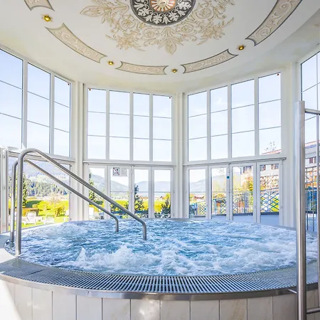 Hotell Lacknerhof 4*