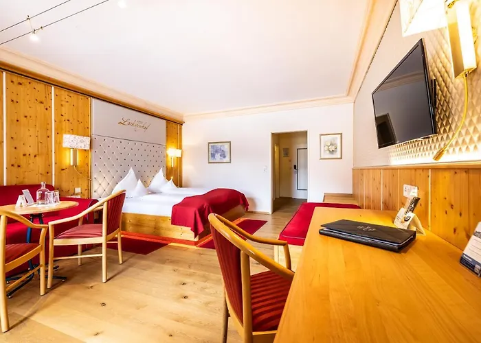 Hotell Lacknerhof 4*